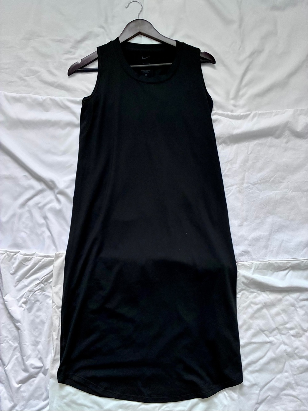 Nike (M) Women's Dri-FIT Slim-Fit Knit Dress (Maternity)
Size: S (4–6)